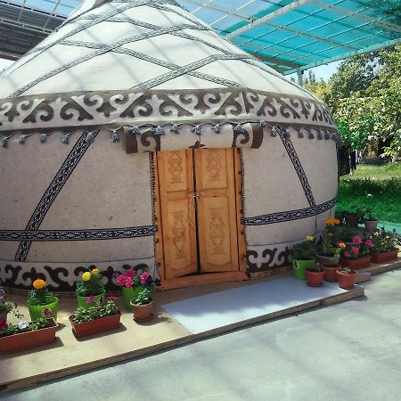 Macedon Guest House Barskoon Exterior photo