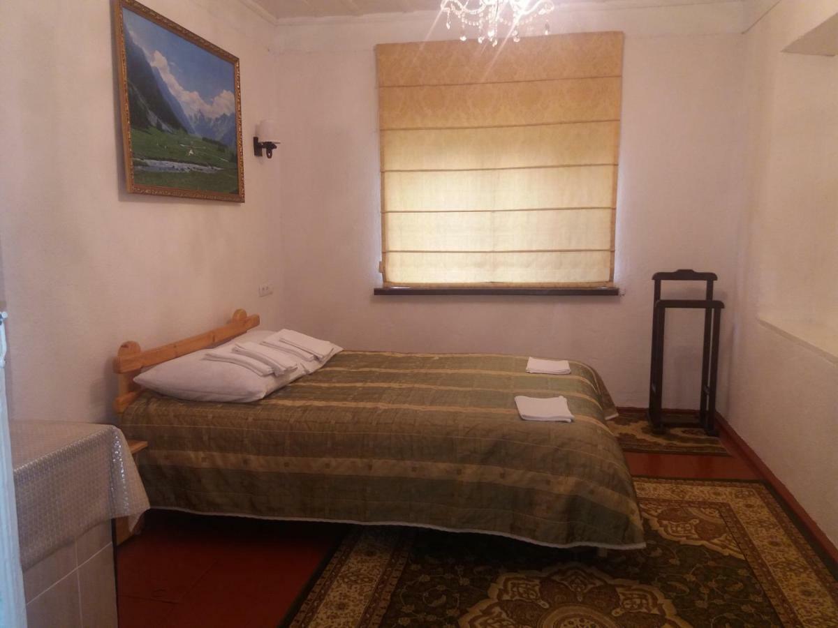 Macedon Guest House Barskoon Exterior photo